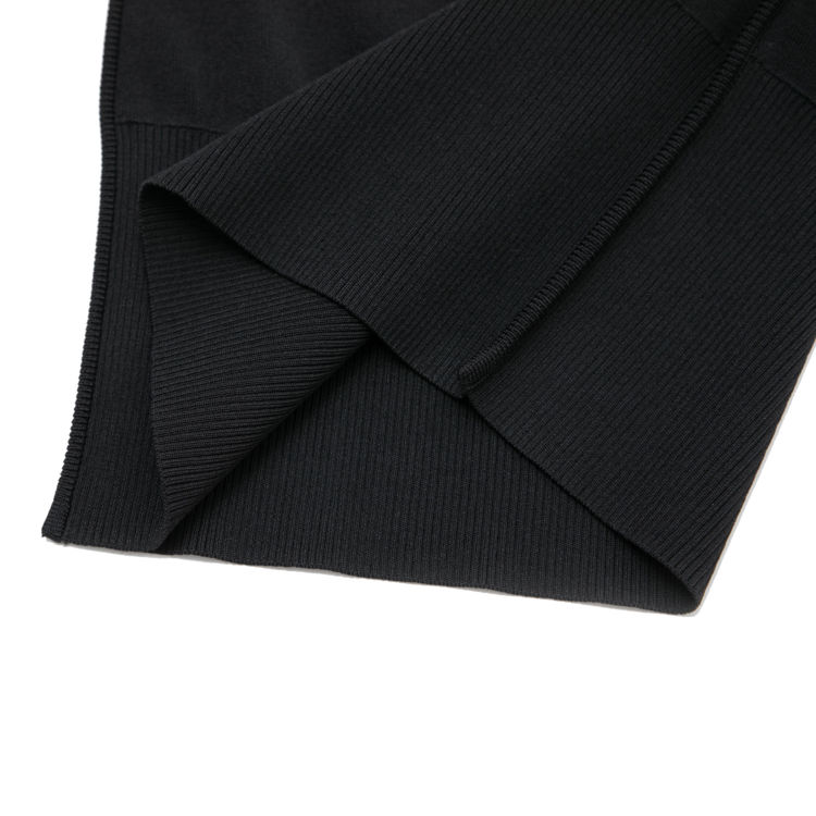100 BLACK