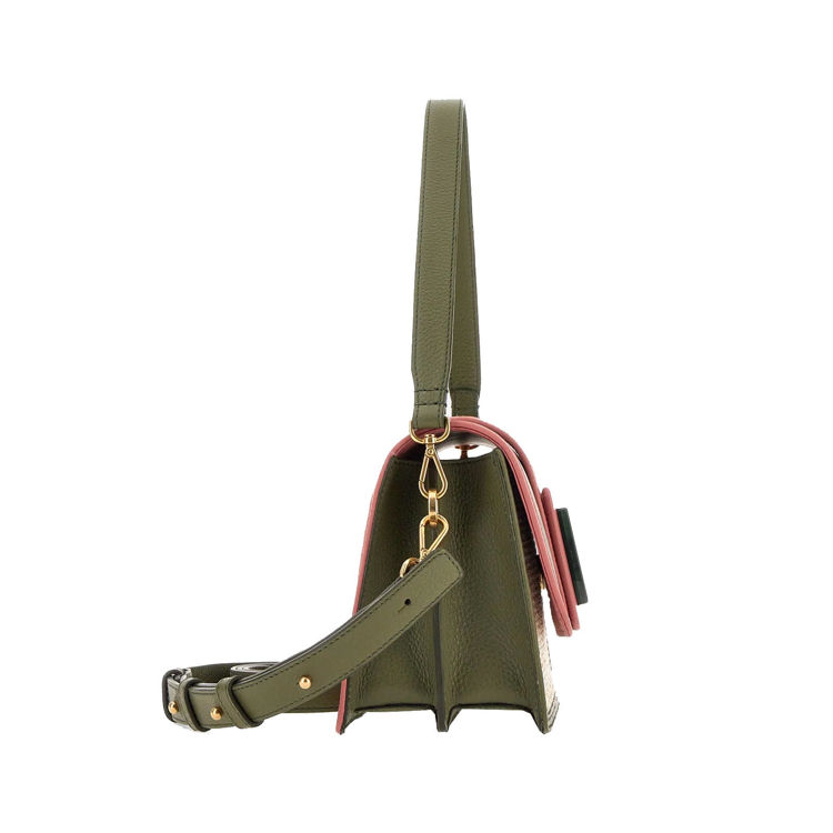 7C72