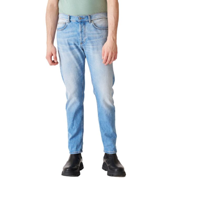 Picture of Men's slim jeans